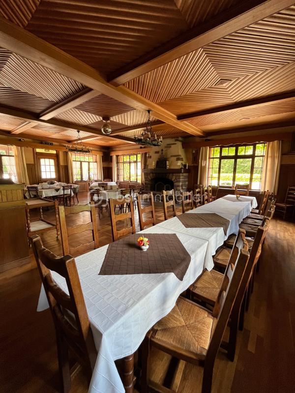 Demeure - 750 m² - 10 pièces