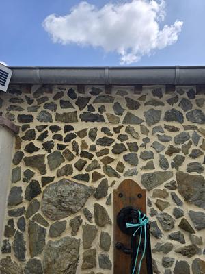 Maison en pierre - 63 m² - 2 pièces