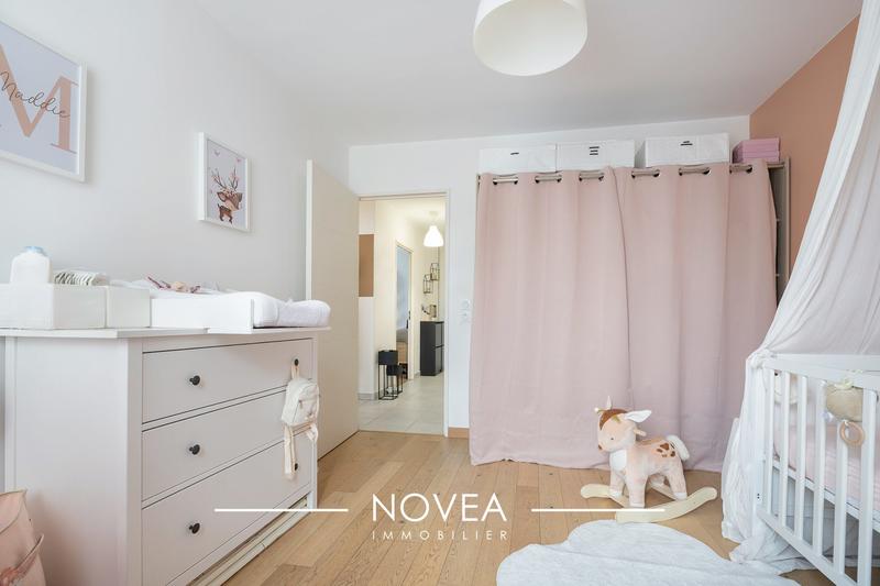 Appartement - 85 m² - 4 pièces