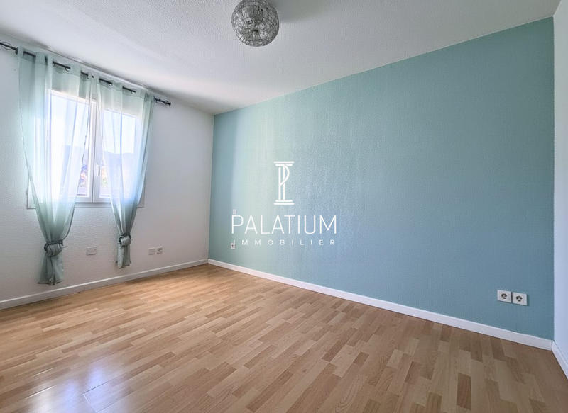 Maison - 98 m² - 4 pièces