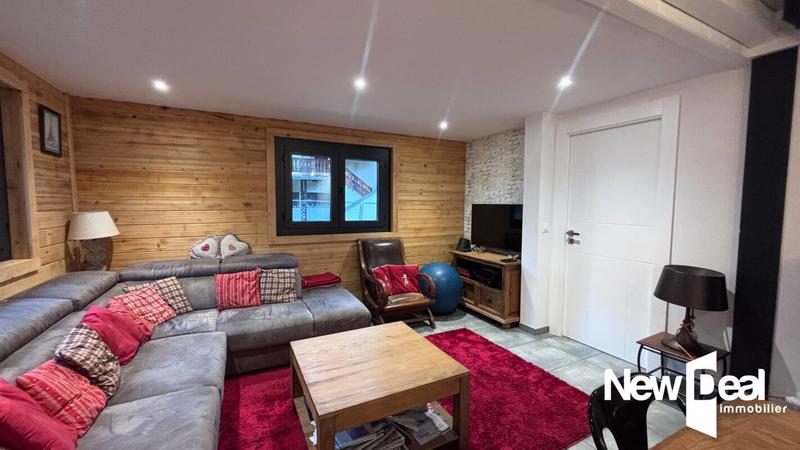 Châlet - 152 m² - 6 pièces