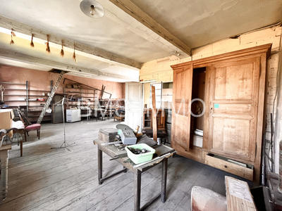 Maison - 320 m² - 7 pièces