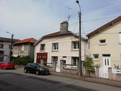 Maison - 174 m² - 9 pièces