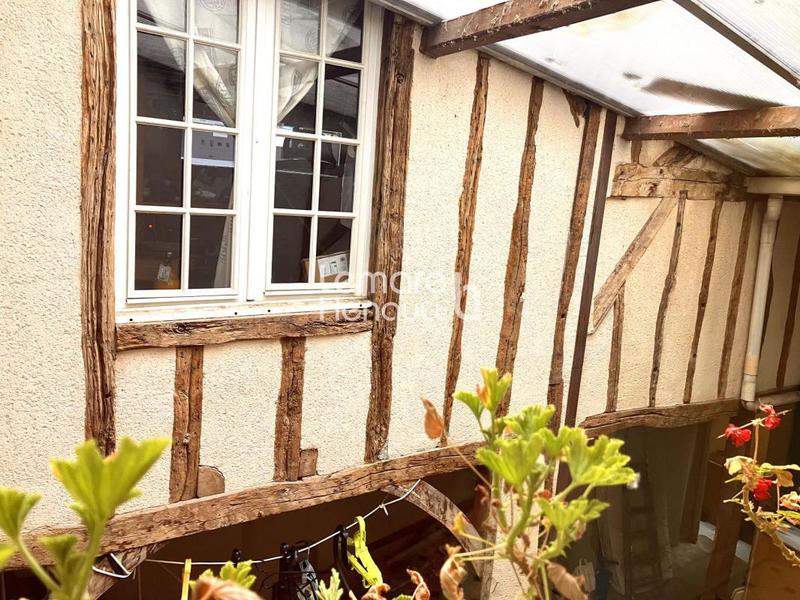 Appartement - 94 m² - 6 pièces