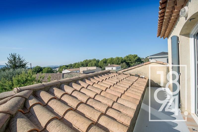 Maison - 142 m² - 5 pièces