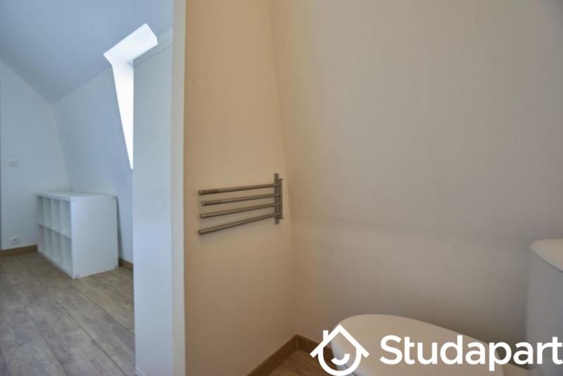 Chambre - 13 m² - 1 pièce