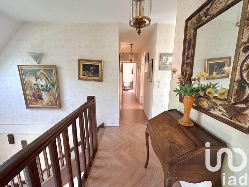 Maison - 178 m² - 7 pièces