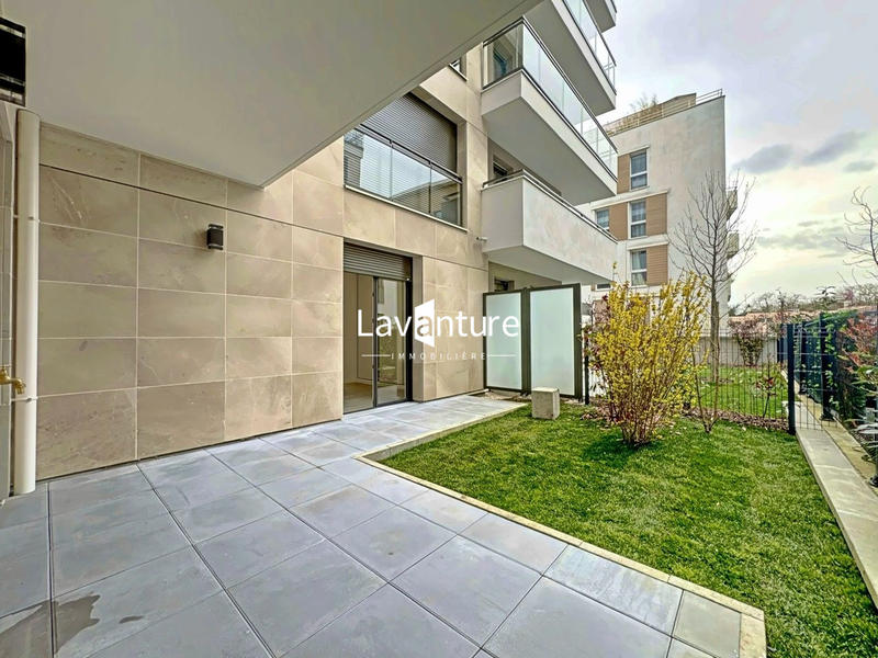 Appartement - 100 m² - 5 pièces