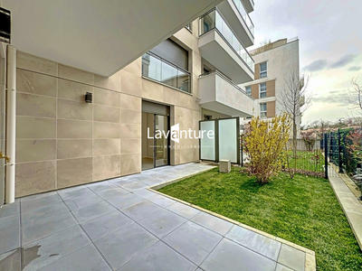 Appartement - 100 m² - 5 pièces