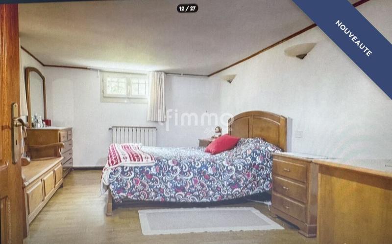 Maison - 198 m² - 7 pièces