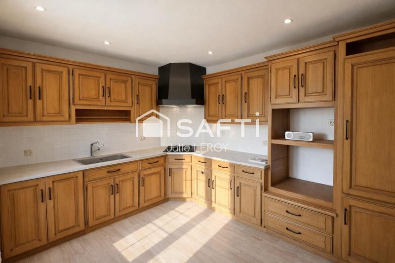 Maison - 89 m² - 5 pièces