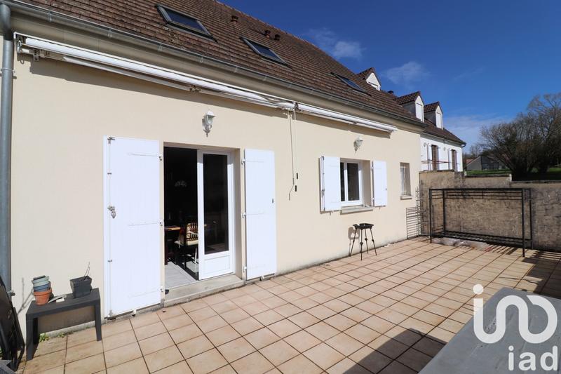 Maison - 164 m² - 8 pièces