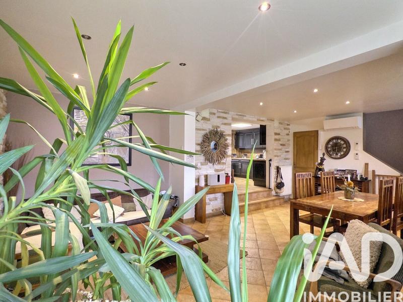 Maison - 173 m² - 6 pièces