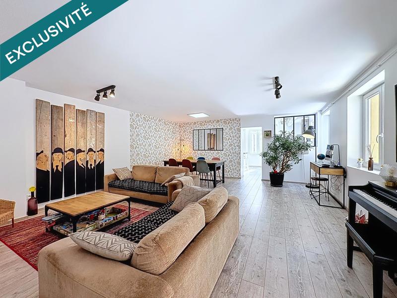 Maison de village - 250 m² - 7 pièces