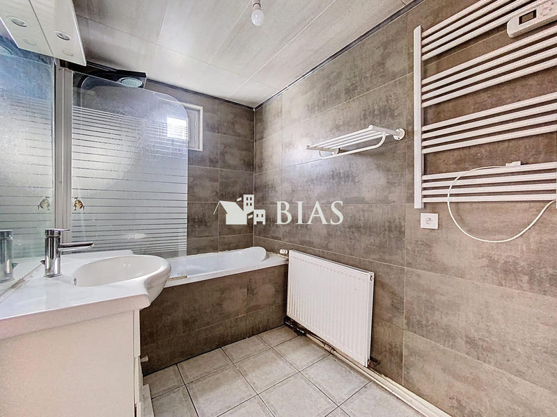 Maison - 103 m² - 4 pièces