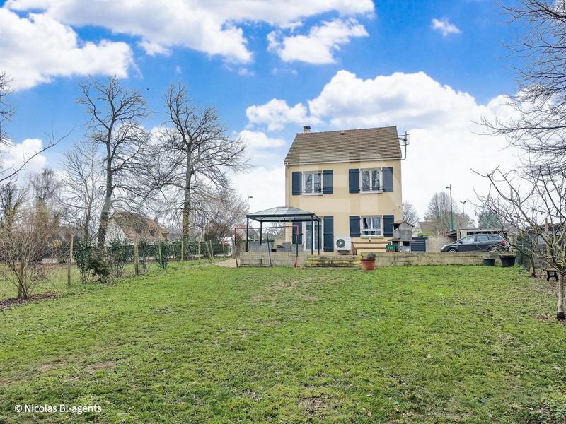 Pavillon - 96 m² - 5 pièces