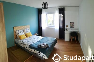 Chambre - 15 m² - 1 pièce