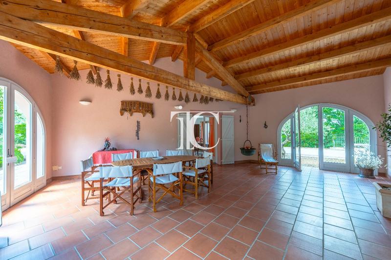 Villa - 145 m² - 7 pièces