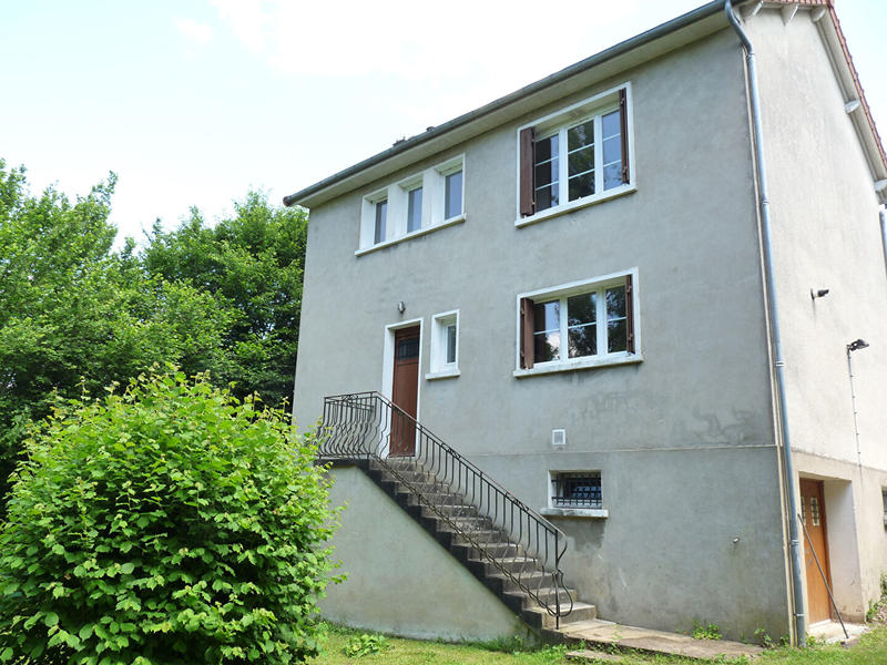 Maison - 95 m² - 5 pièces