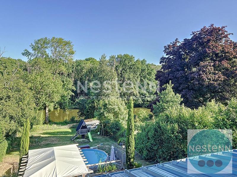 Maison - 200 m² - 8 pièces