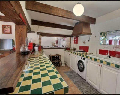 Corps de ferme - 246 m² - 10 pièces