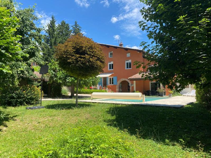 Maison ancienne - 220 m² - 8 pièces