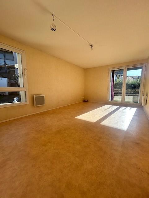 Appartement ancien - 54 m² - 2 pièces