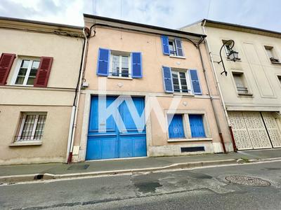 Demeure - 160 m² - 6 pièces