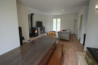 Maison - 121 m² - 7 pièces