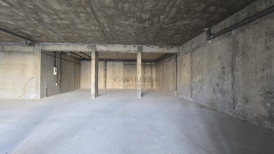 Local commercial - 157 m²