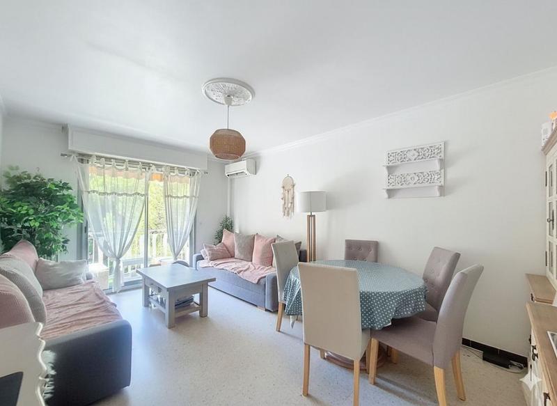 Appartement - 76 m² - 4 pièces