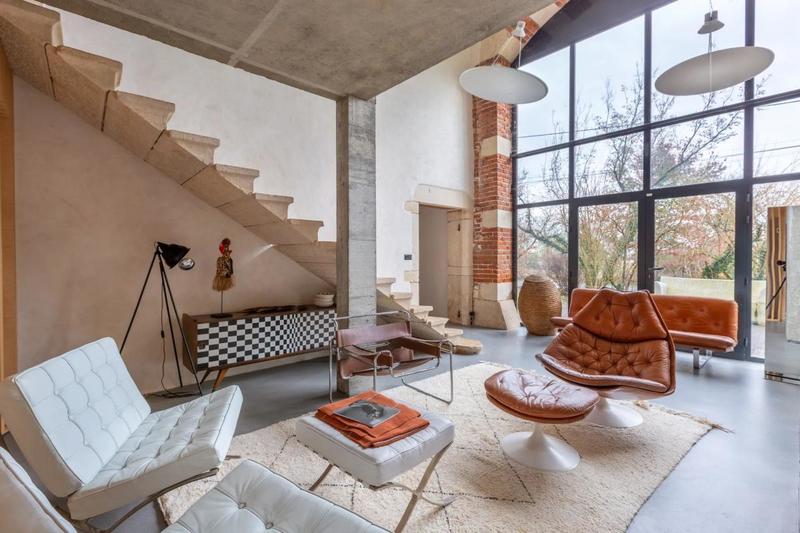 Maison - 247 m² - 6 pièces