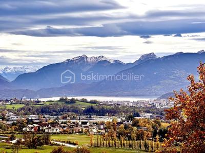 Villa - 300 m² - 7 pièces