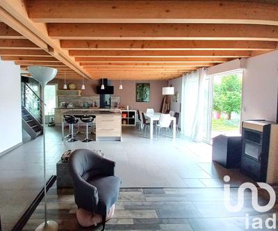 Maison - 160 m² - 7 pièces