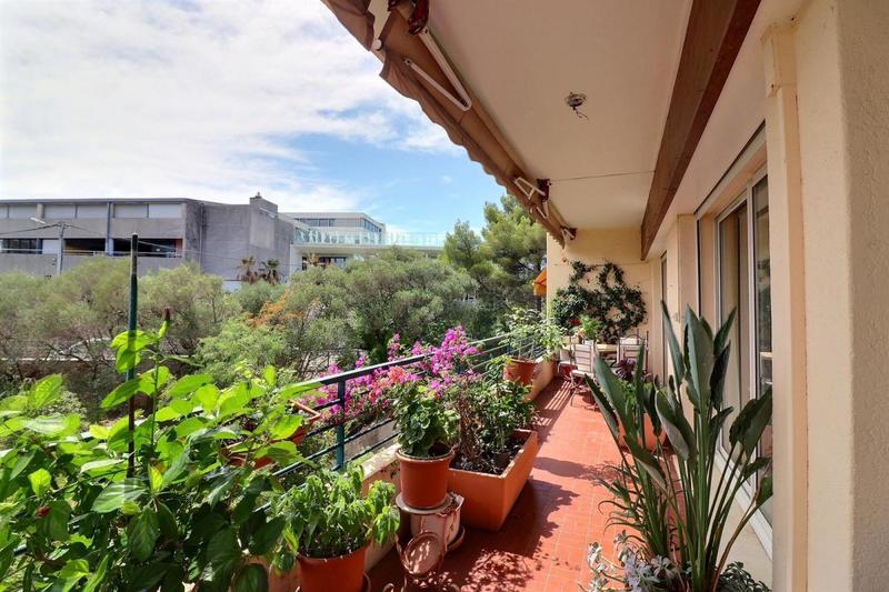 Appartement - 112 m² - 5 pièces