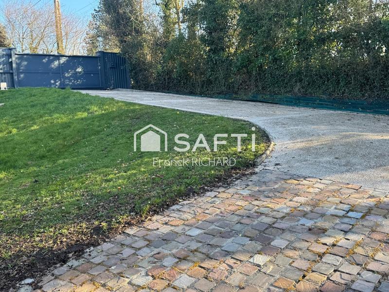 Maison - 145 m² - 6 pièces