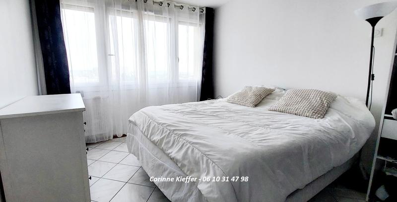 Appartement - 92 m² - 5 pièces