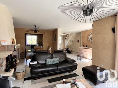 Maison - 190 m² - 8 pièces