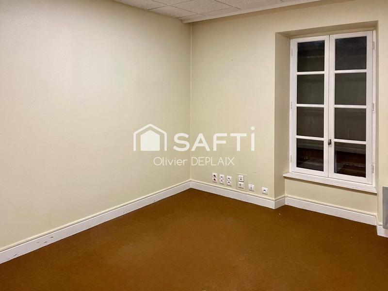 Bureau - 225 m² - 9 pièces