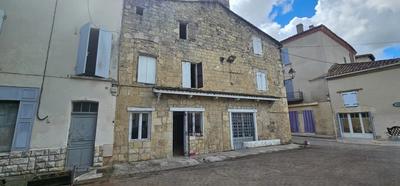 Maison en pierre - 259 m²