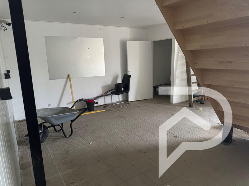 Local commercial - 220 m²