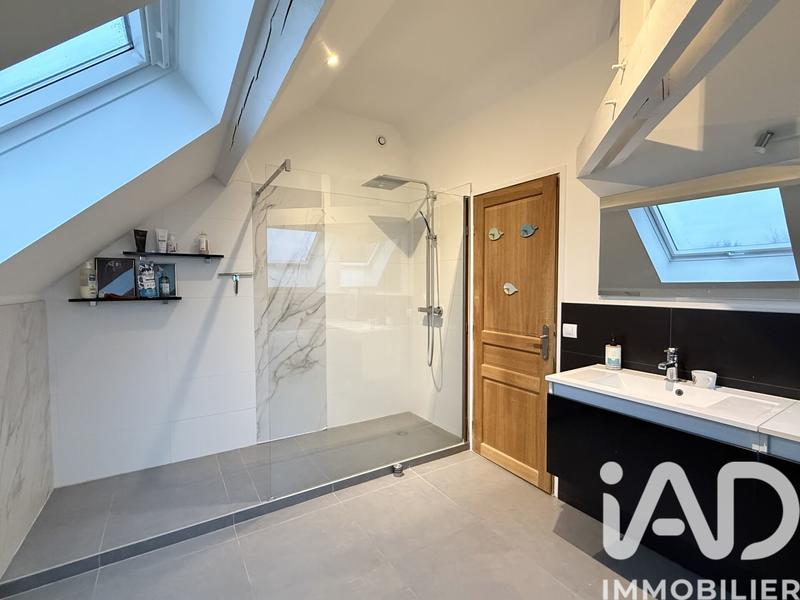 Maison de campagne - 240 m² - 5 pièces