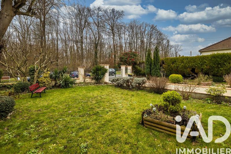 Maison - 258 m² - 10 pièces