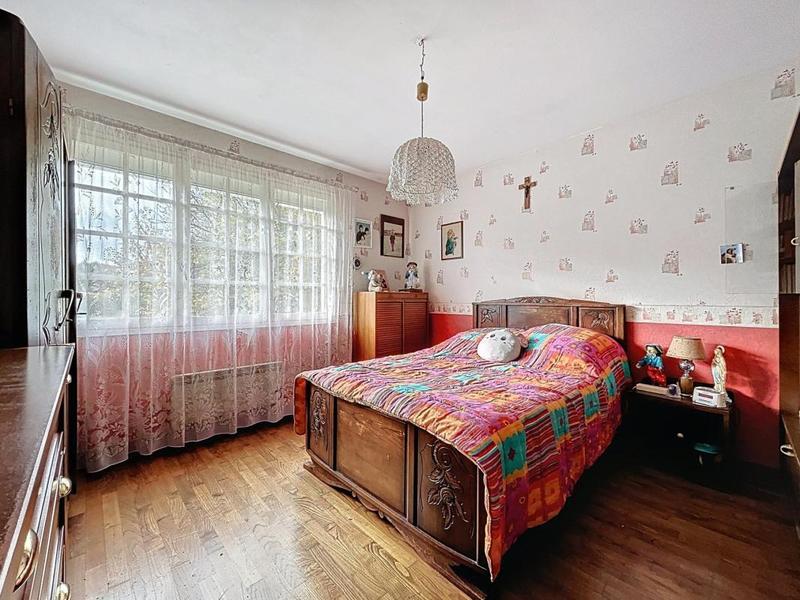 Maison - 102 m² - 5 pièces