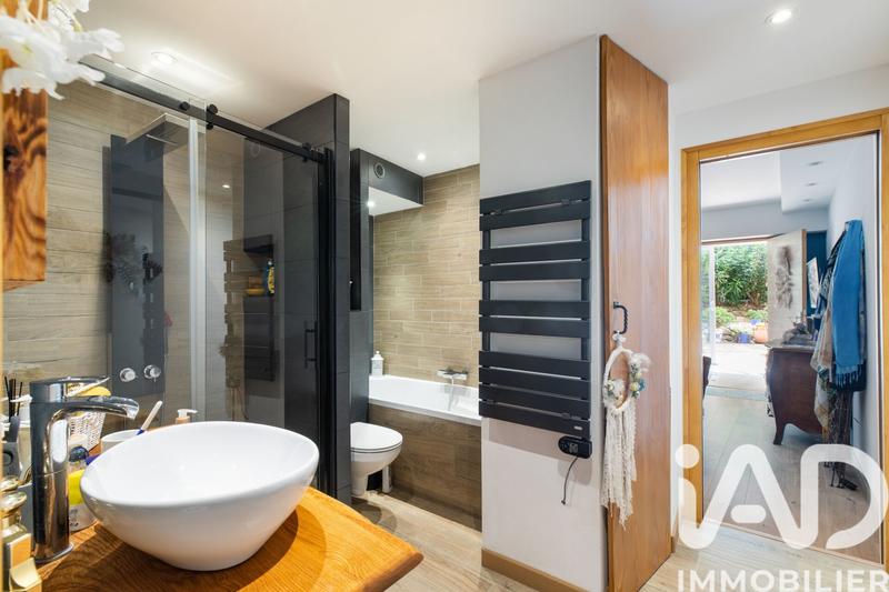 Appartement - 86 m² - 4 pièces