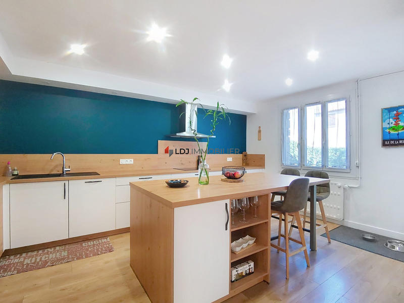 Maison - 157 m² - 6 pièces