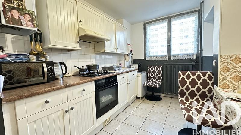 Appartement - 76 m² - 4 pièces