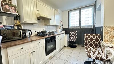 Appartement - 76 m² - 4 pièces