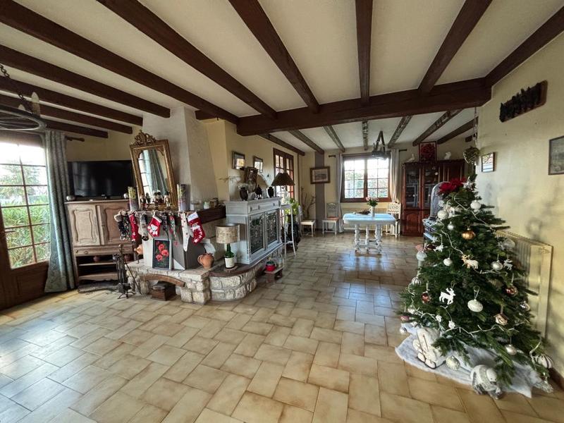 Maison - 138 m² - 4 pièces