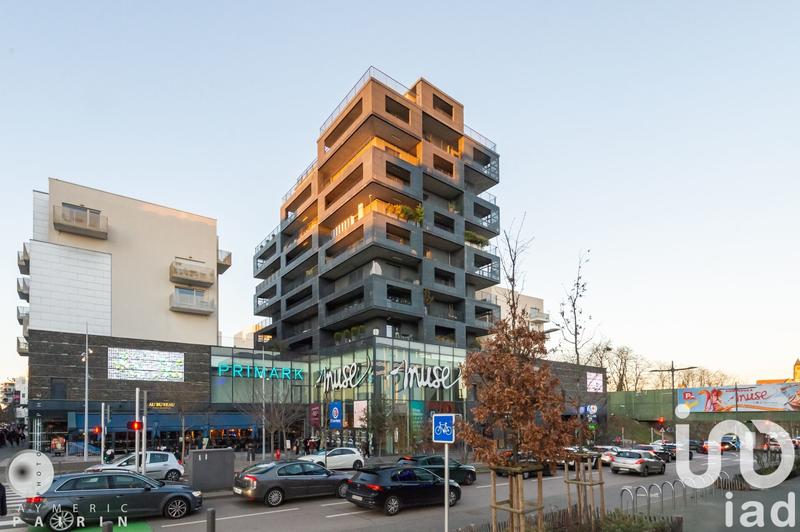 Appartement - 82 m² - 3 pièces